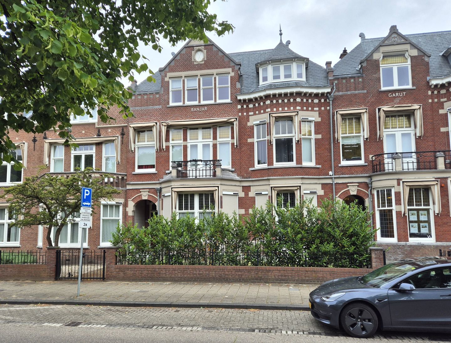 Bekijk foto 2 van Eisenhowerlaan 114