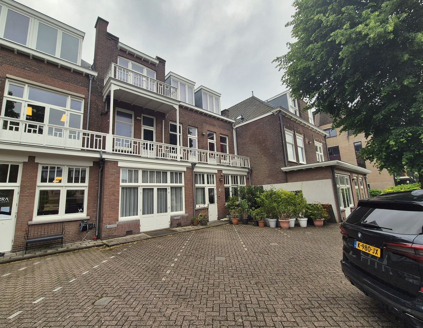 Bekijk foto 3 van Eisenhowerlaan 114