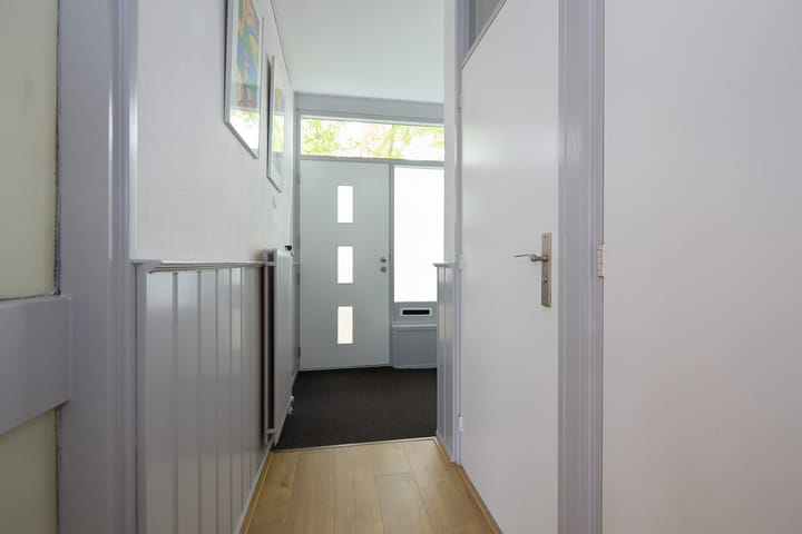 Foto 14 van Robert Kochlaan 73