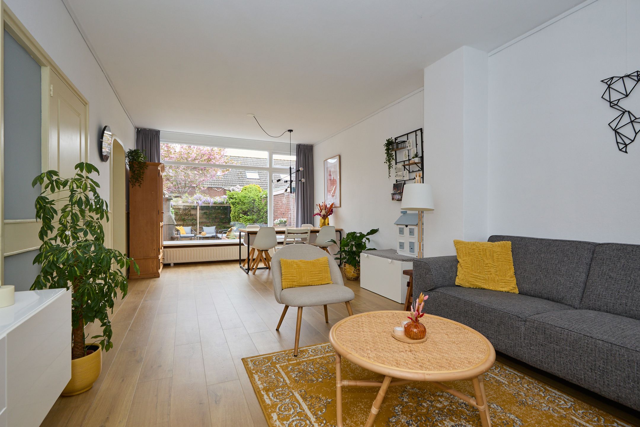 Foto 18 van Robert Kochlaan 73