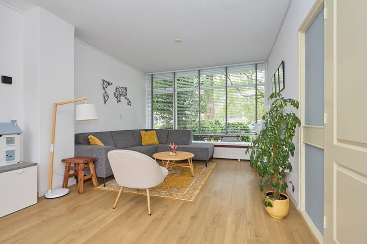 Foto 19 van Robert Kochlaan 73