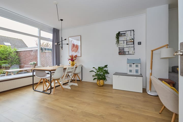 Foto 20 van Robert Kochlaan 73