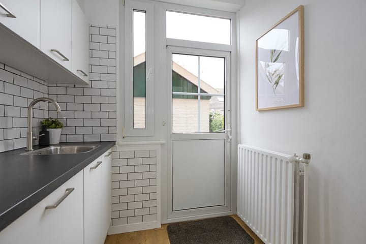 Foto 25 van Robert Kochlaan 73