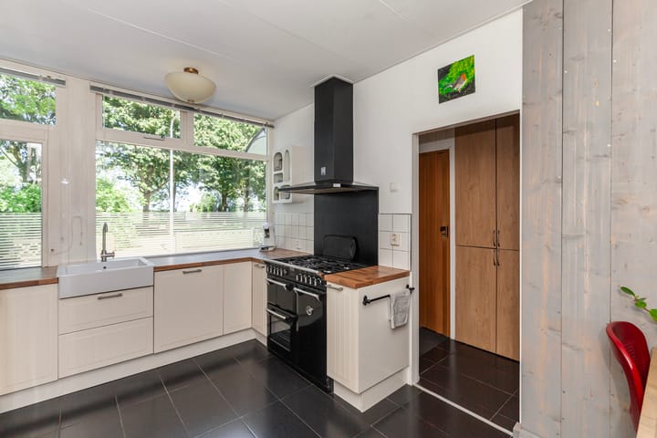 Foto 9 van Roerdompstraat 22