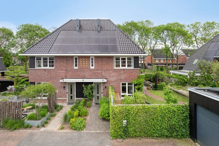 Foto 40 van Gitaarstraat 28