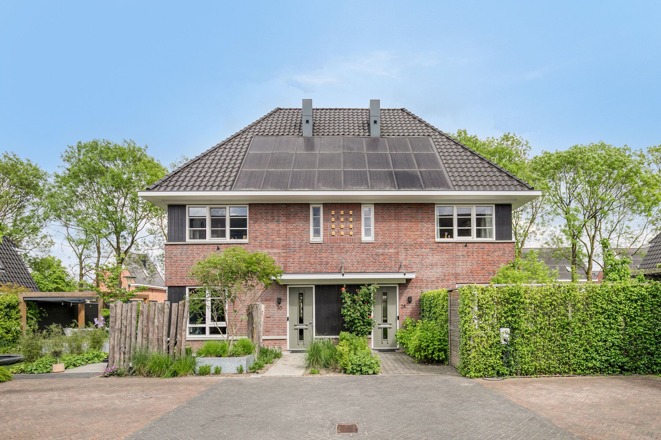 Photo 42 of Gitaarstraat 28