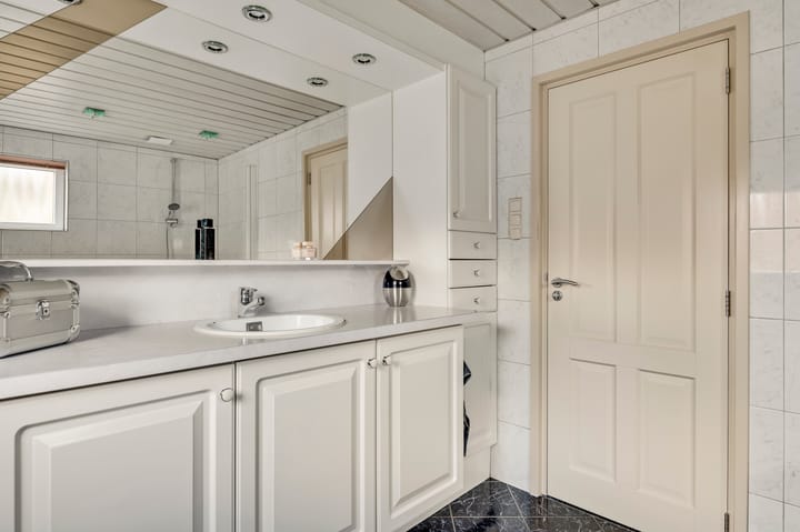 Foto 15 van St.Luciaweg 1