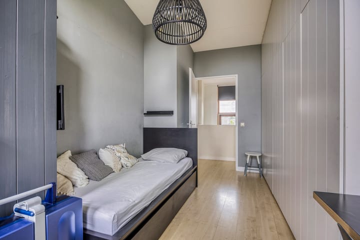 Foto 32 van Mostheuvelstraat 105