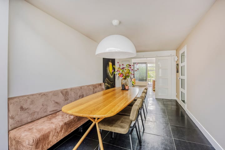 Foto 10 van Mostheuvelstraat 105