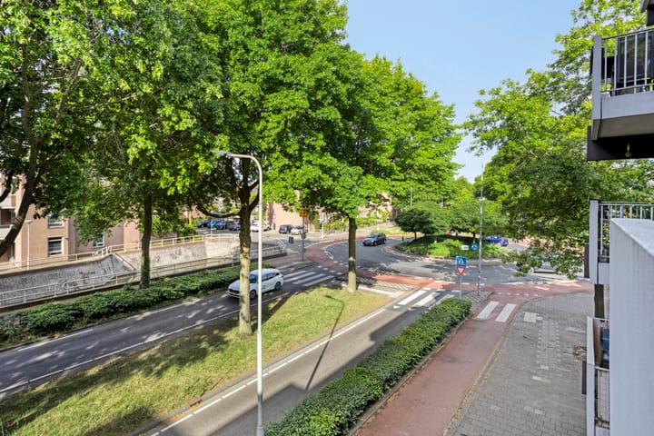 Foto 10 van Maaspoortweg 327