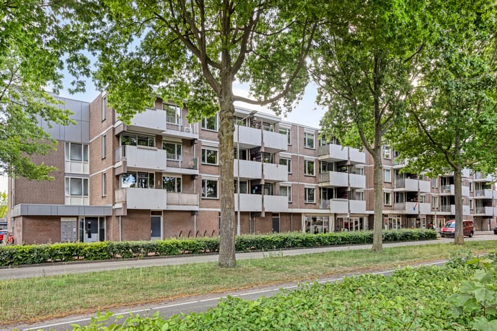 Foto 20 van Maaspoortweg 327