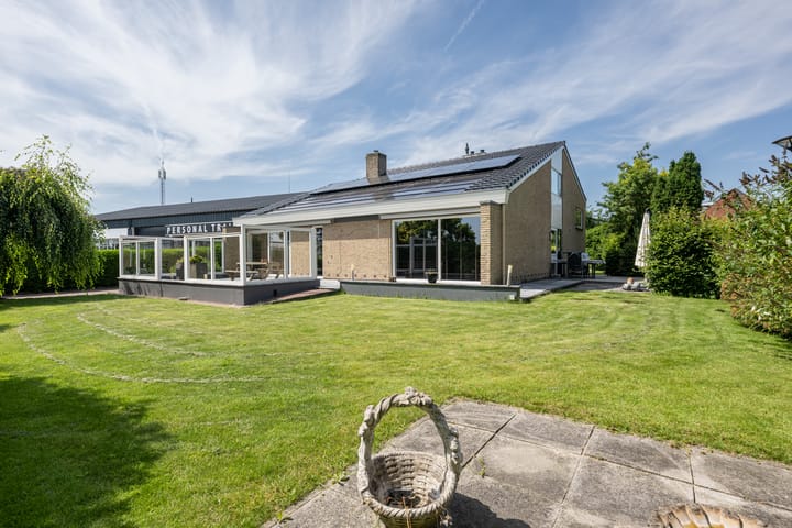 Foto 34 van Molenweg 8-A