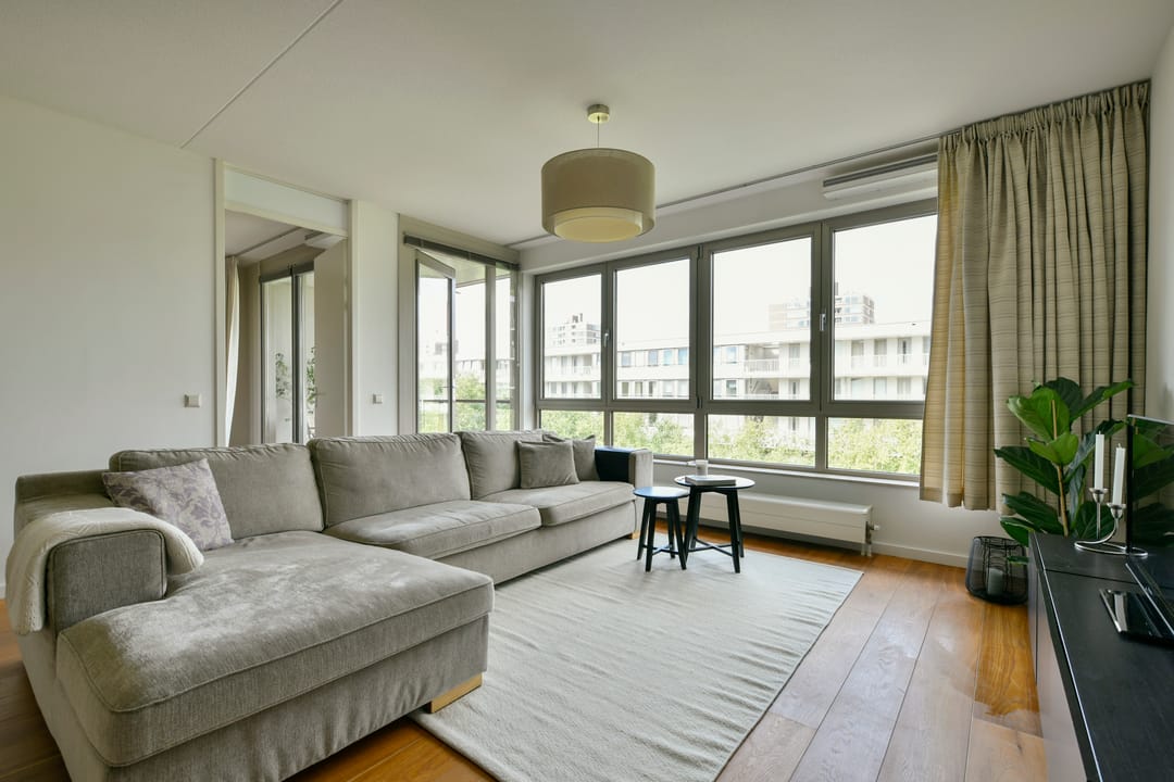 Photo 2 of Loosduinenstraat 34