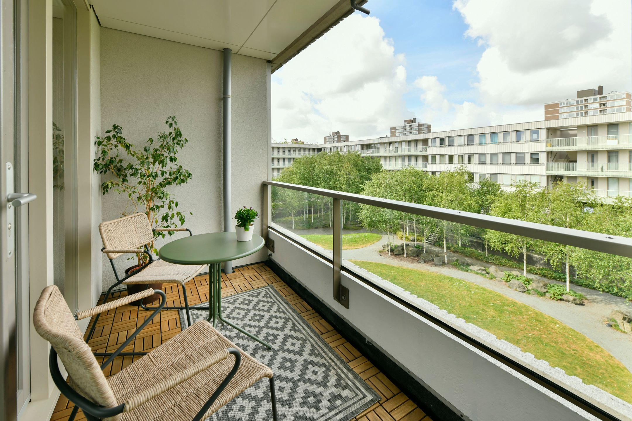 Photo 3 of Loosduinenstraat 34