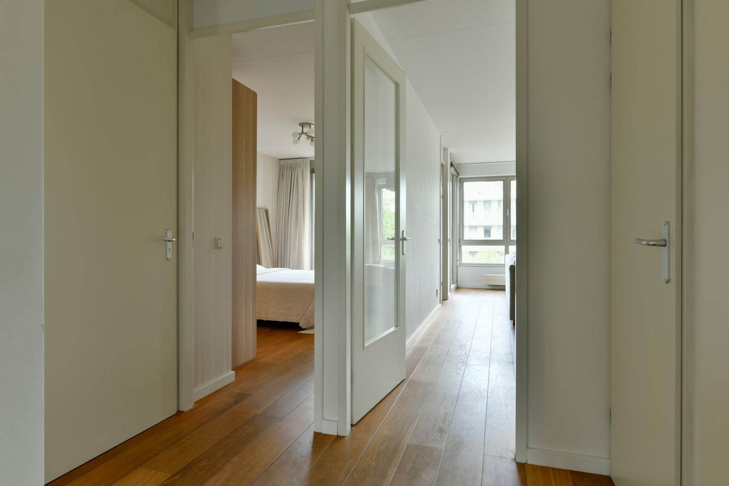 Photo 10 of Loosduinenstraat 34