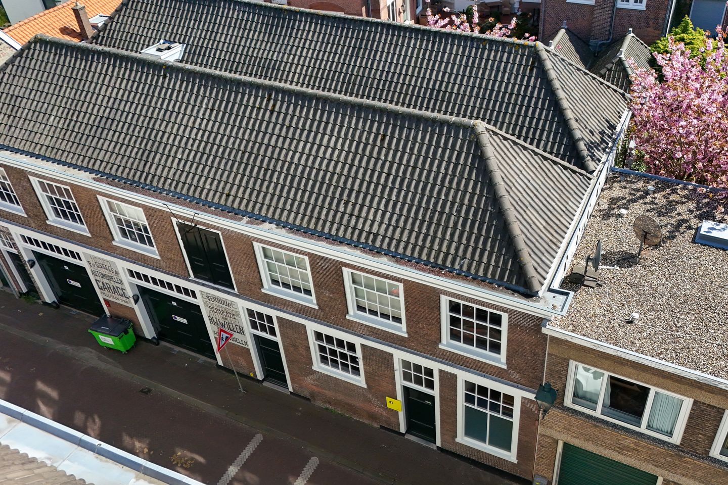 View photo 3 of Kazernestraat 41
