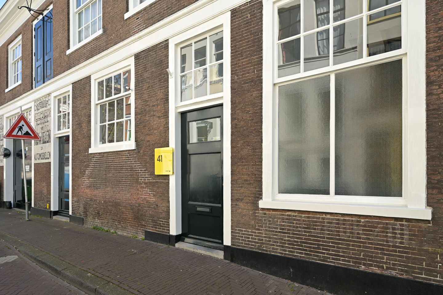 View photo 4 of Kazernestraat 41