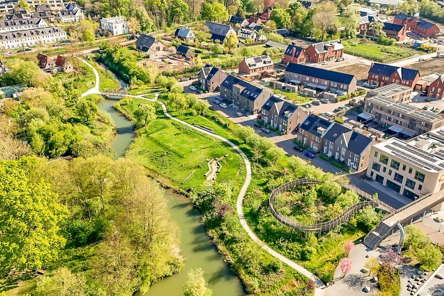 Foto 49 van Voedselbos Rijnvliet 16