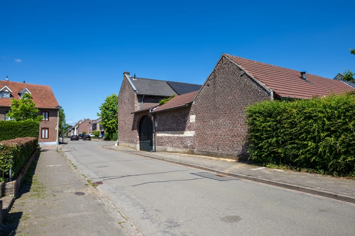 Foto 11 van Van Akenweg