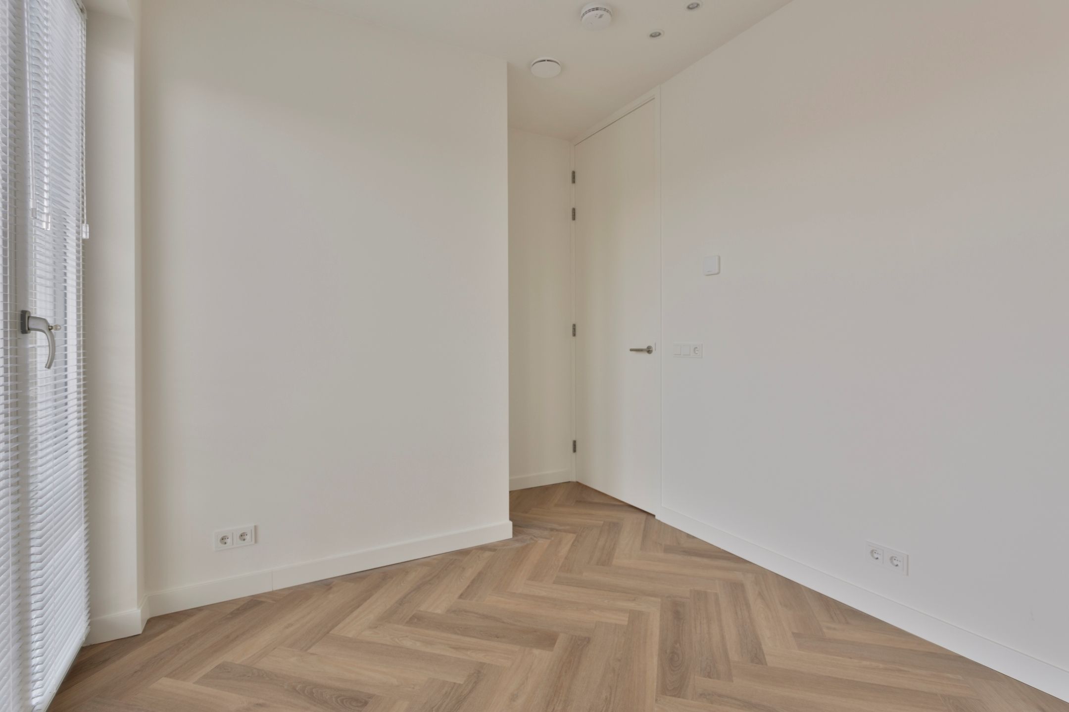 Photo 39 of Chris van Abkoudestraat 21