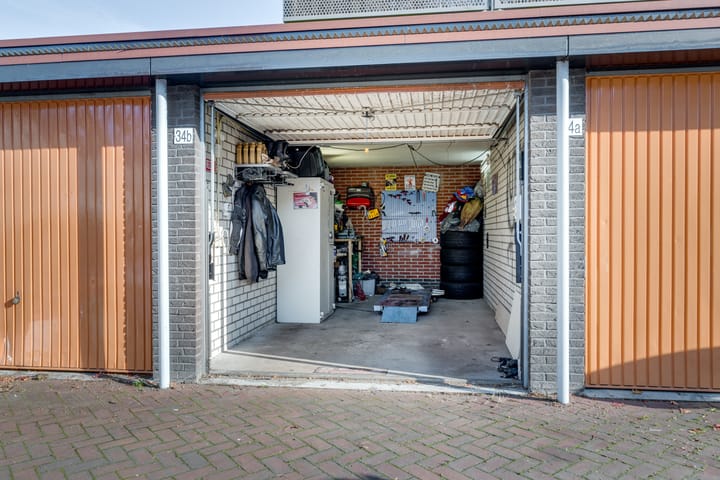 Photo 2 of Montfoortlaan 34-B