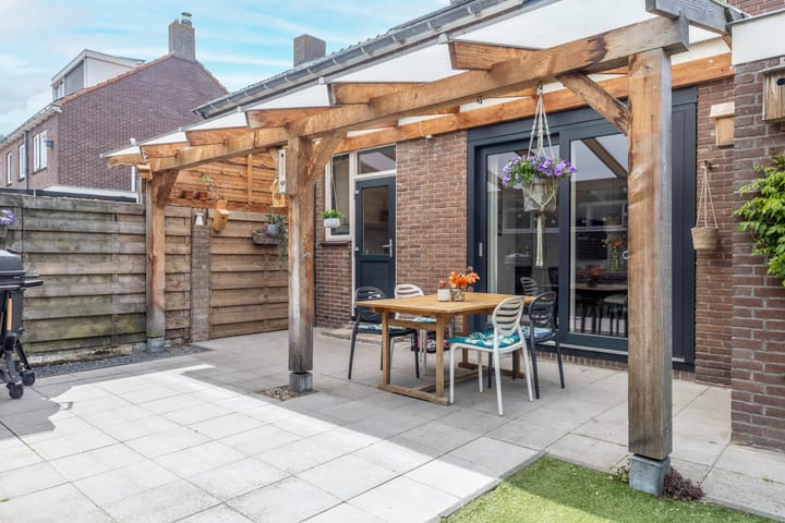 Foto 11 van Jacob van Oostzanenstraat 3