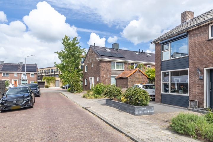 Foto 27 van Jacob van Oostzanenstraat 3