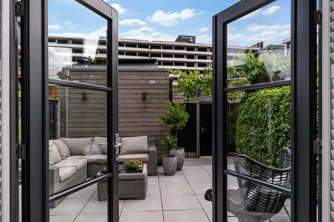 Foto 17 van Hof van Delftsesluis 29