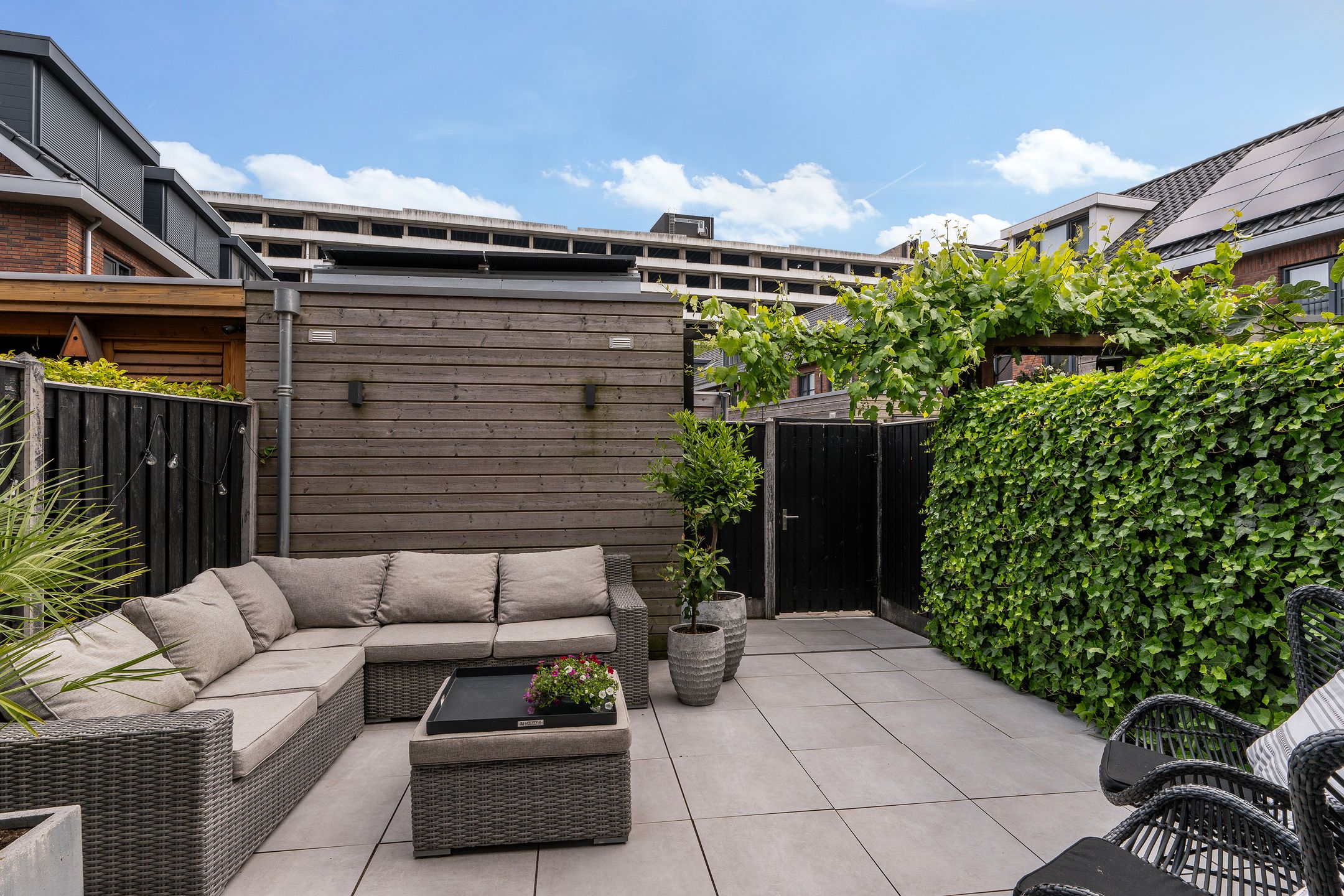 Foto 18 van Hof van Delftsesluis 29