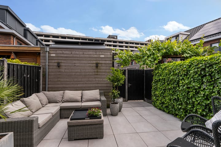 Foto 18 van Hof van Delftsesluis 29