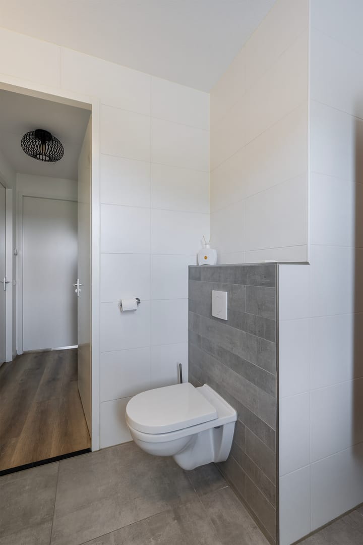 Foto 30 van Hof van Delftsesluis 29