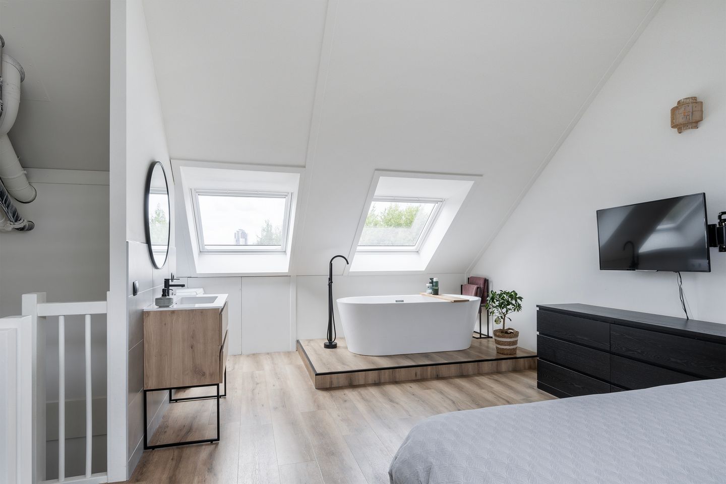 Foto 34 van Hof van Delftsesluis 29