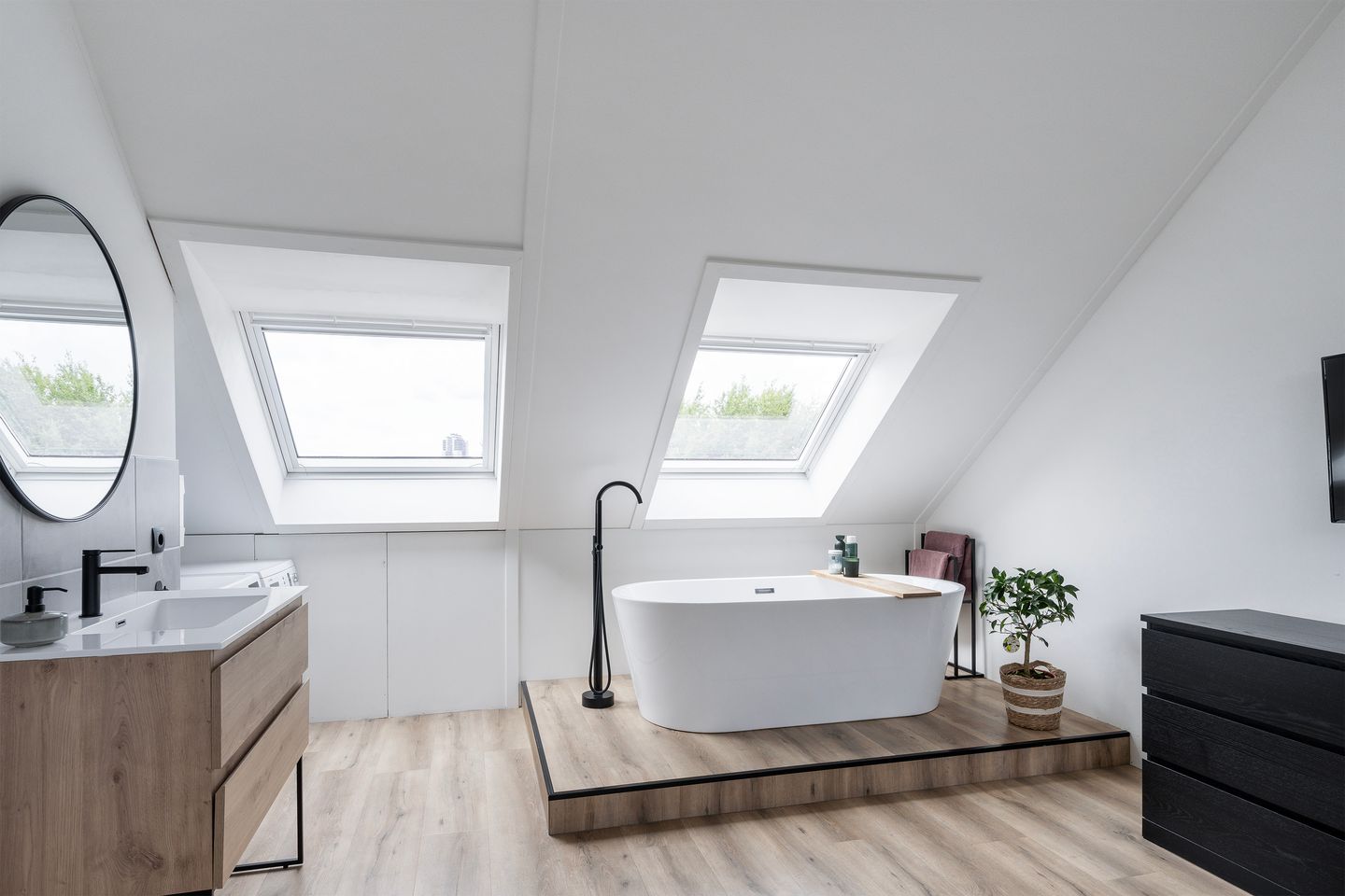 Foto 35 van Hof van Delftsesluis 29