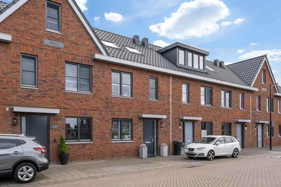 Foto 37 van Hof van Delftsesluis 29