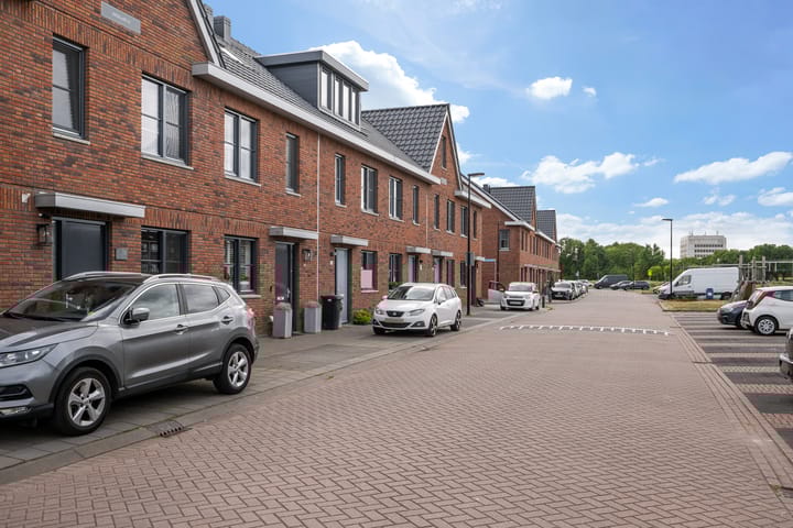 Foto 39 van Hof van Delftsesluis 29