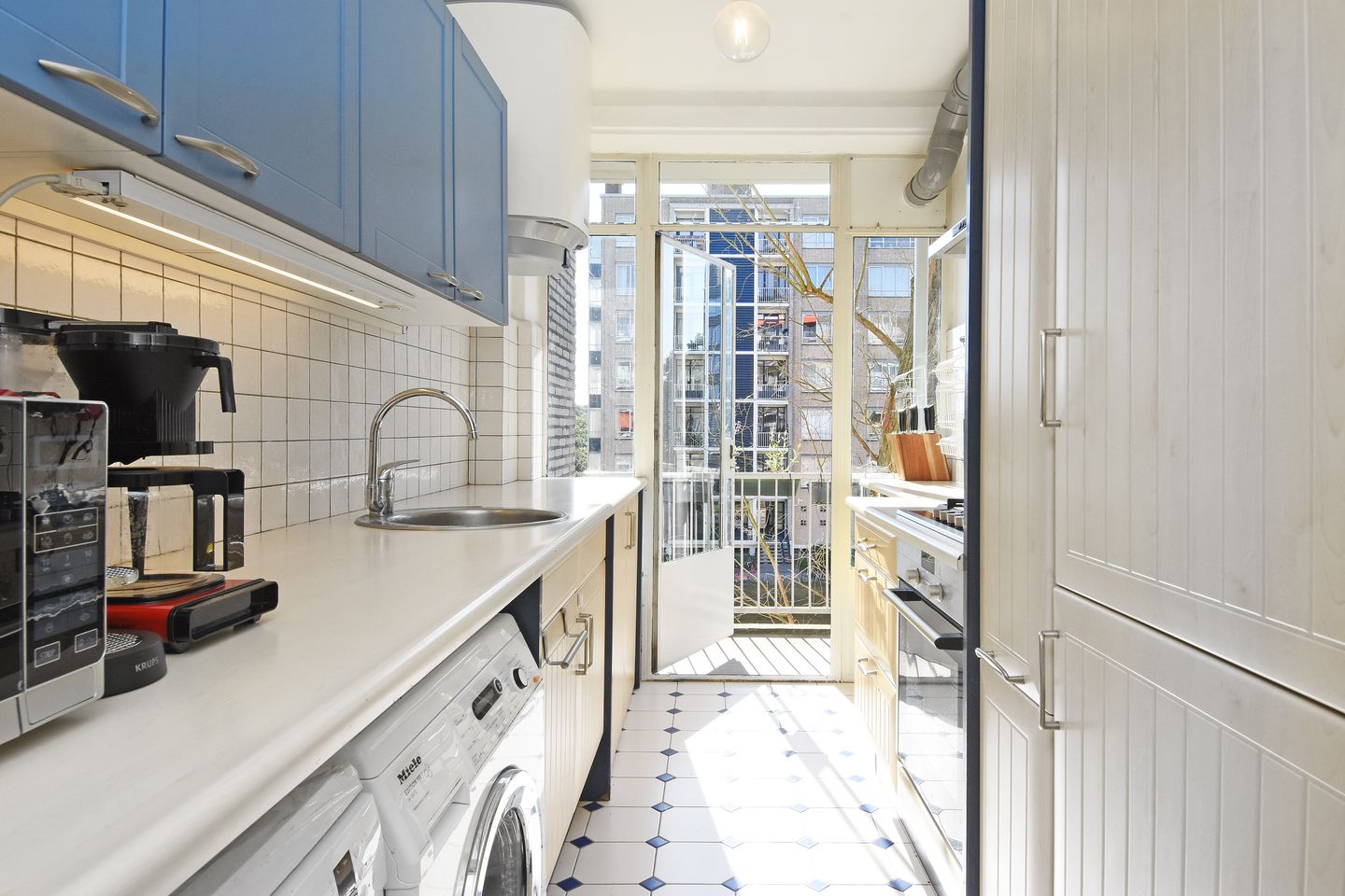 Foto 34 van Van Alkemadelaan 1028