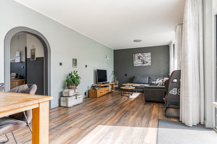 Foto 7 van Bazaltstraat 32