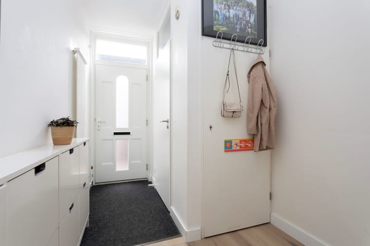 Photo 4 of Watersnip 42