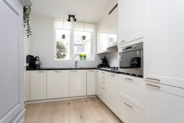 Photo 18 of Watersnip 42