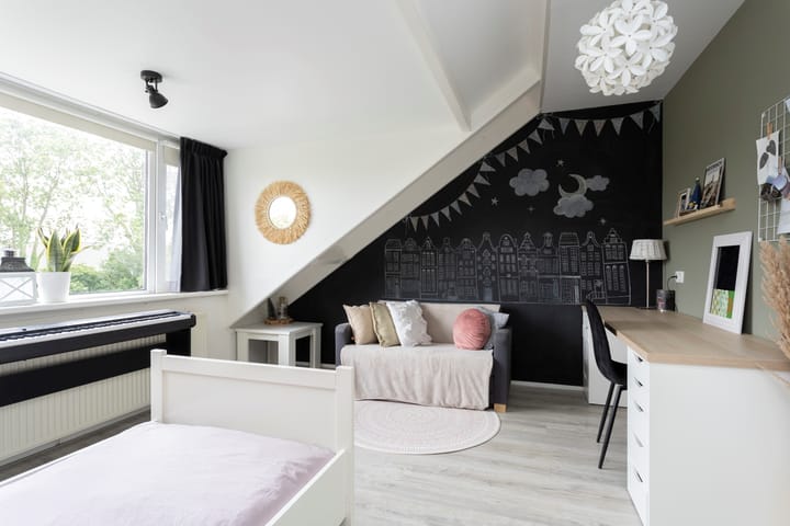 Photo 33 of Watersnip 42