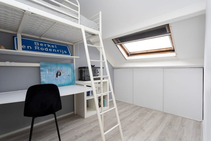 Photo 34 of Watersnip 42