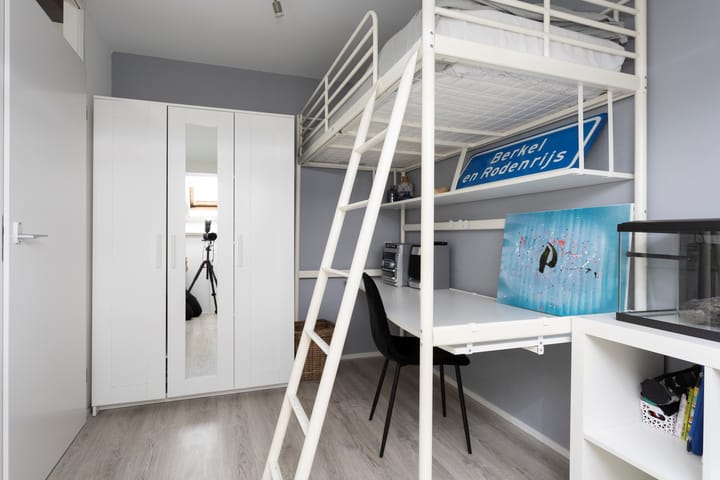 Photo 35 of Watersnip 42