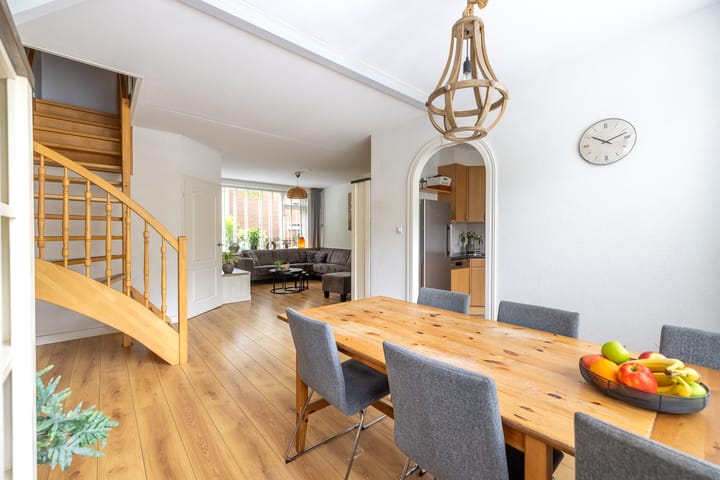 Foto 10 van Monnikenstraat 12