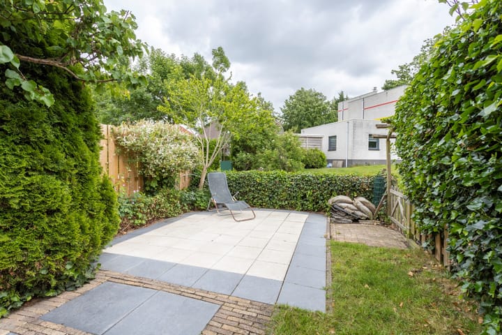 Photo 38 of Watersnip 42