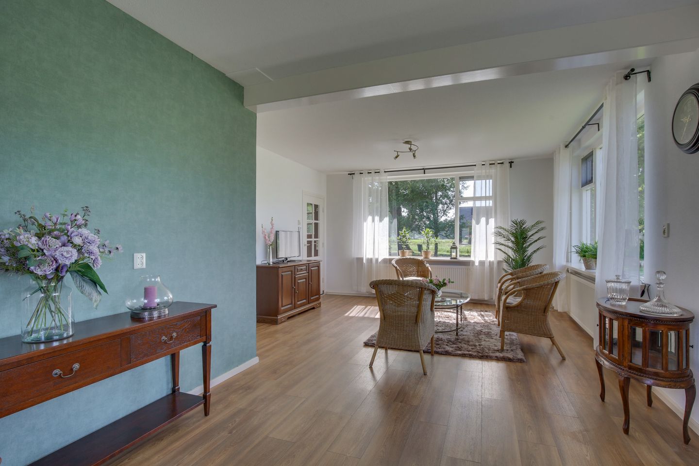 Photo 4 of Larenseweg 49