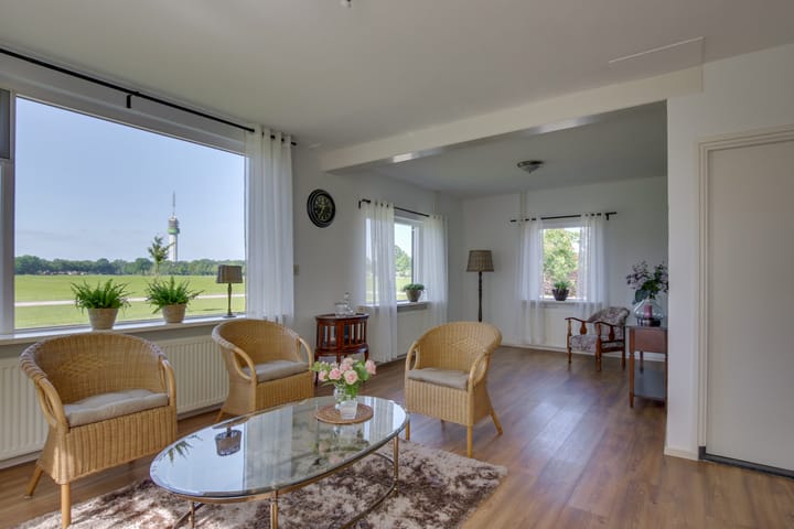 Foto 6 van Larenseweg 49