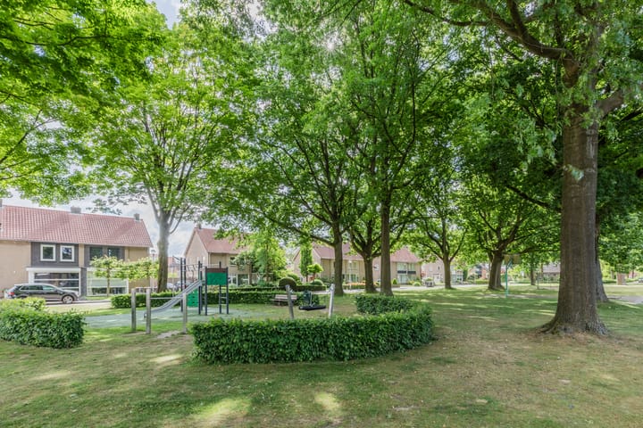 Foto 36 van Dom S. Dubuissonstraat 52