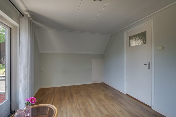 Foto 19 van Larenseweg 49