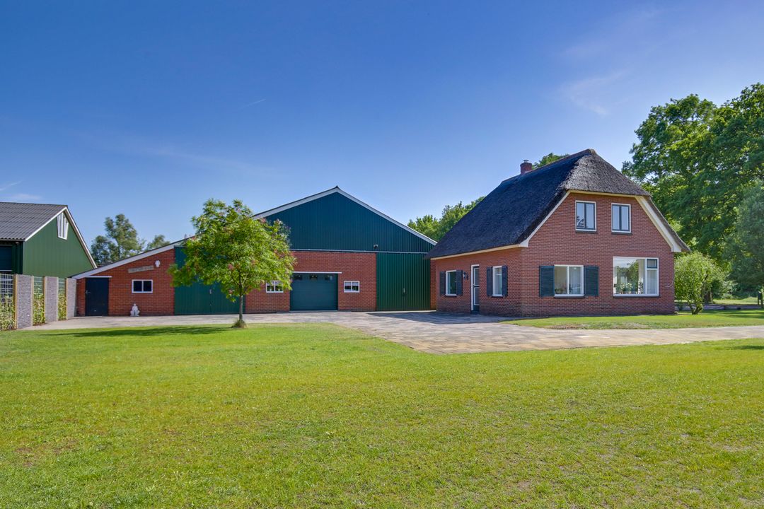 Photo 38 of Larenseweg 49