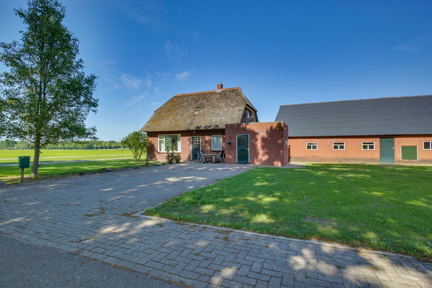 Photo 42 of Larenseweg 49